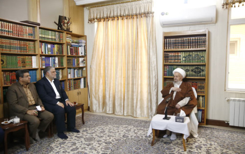 تمجید آیتالله مکارم شیرازی از اقدامات نوآورانه شهرداری قم در پیشرفت همهجانبه شهر