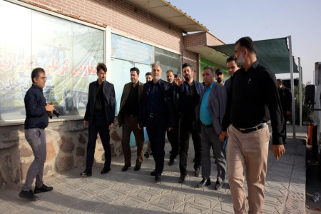 بازدید شهردار قم از روند خدمت رسانی در پارکسوار شمالی 