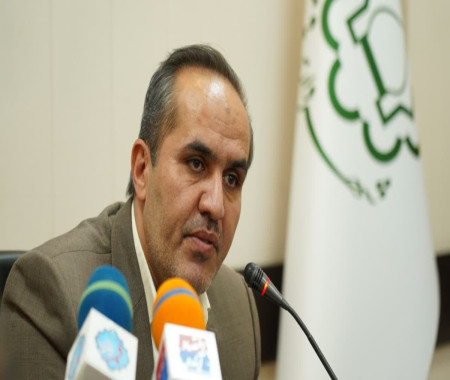 استقرار مخازن و خودروهای جمع‌آوری پسماند در مسیر پیاده‌روی دلدادگان حسینی