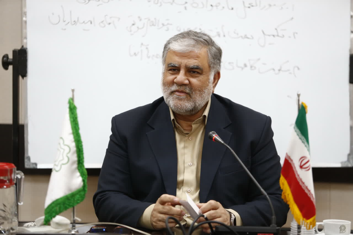 تاکید شهردار قم بر حفظ اصالت معماری و بافت تاریخی شهر