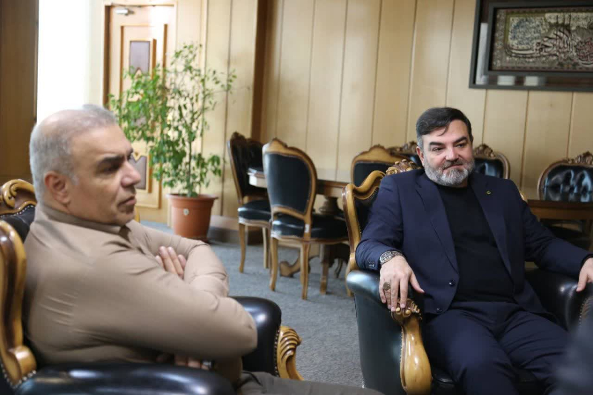 جلسه ویژه مدیرعامل سازمان ساماندهی مشاغل شهری شهرداری قم با مدیر 