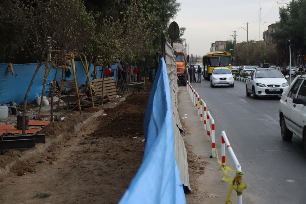 عملیات اجرایی پروژه زیرگذر امام موسی صدر قم شبانه‌روزی می‌شود