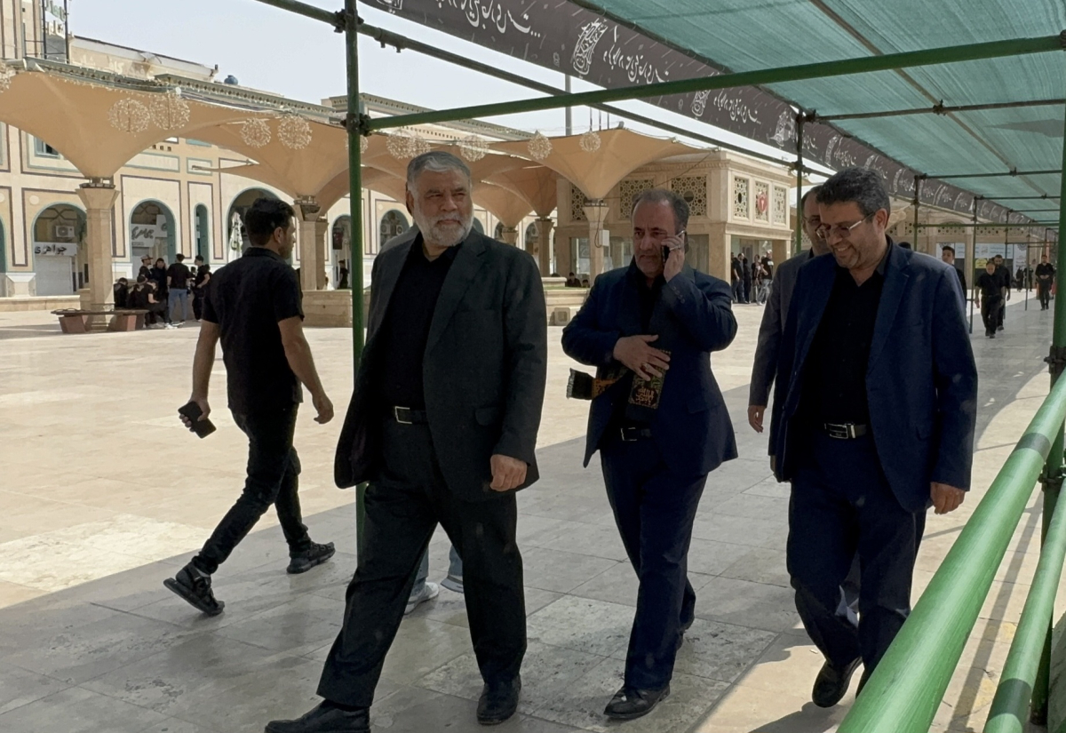 بازدید میدانی شهردار قم از روند خدمت‌رسانی به عزاداران حسینی در هسته مرکزی شهر