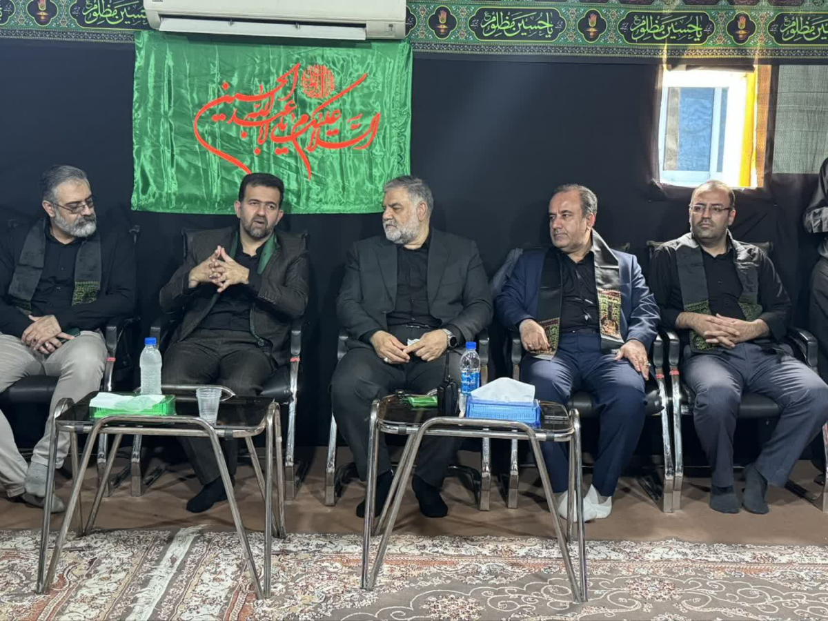 رئیس شورای شهر از روند خدمات‌رسانی شهرداری قم عزاداران حسینی بازدید کرد