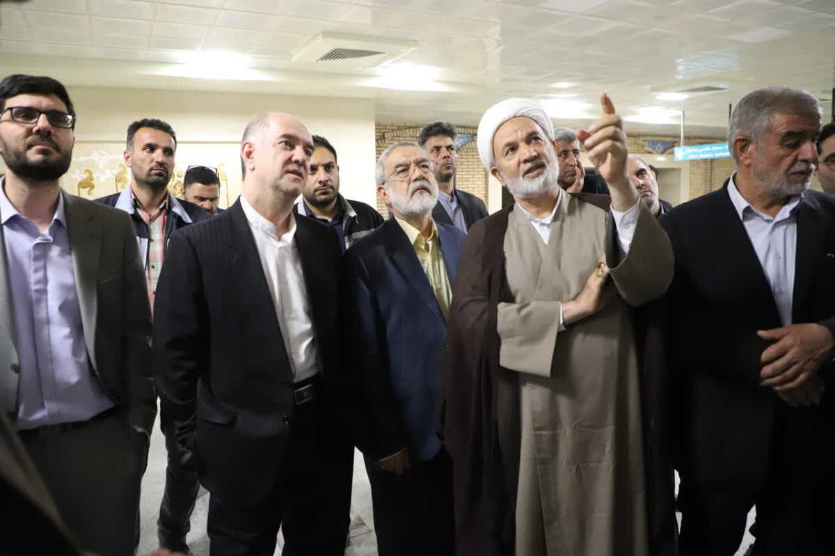 خط نخست متروی قم تا ۱۴۰۷ تکمیل خواهد شد