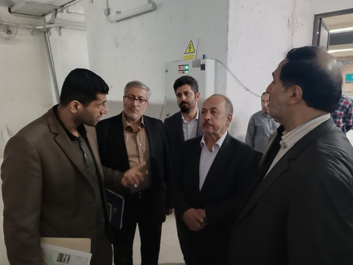 تقدیر و تشکر معاون وزیر کشور از پیشرفت مترو قم 