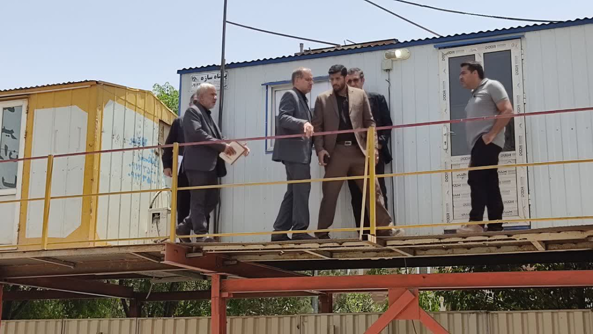 بازدید اعضای کمیسیون نظارت شورای شهر قم از فاز دوم خط یک مترو   